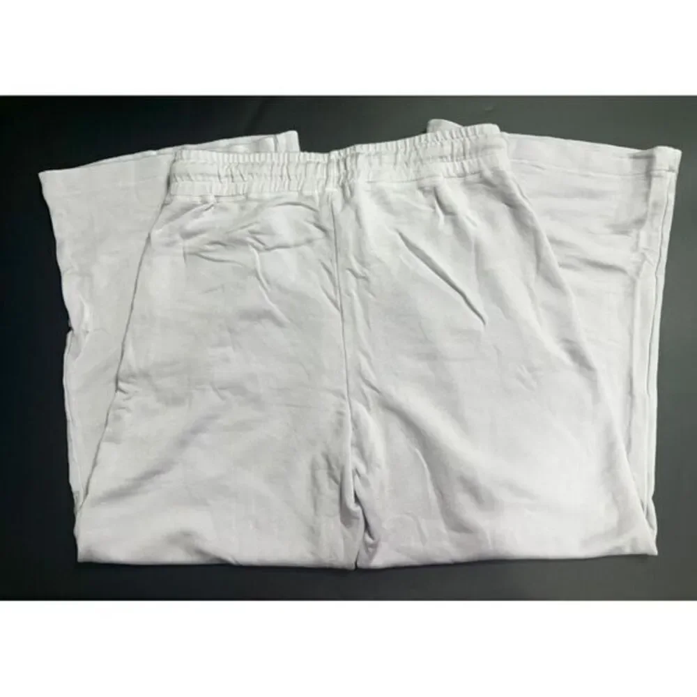 Sundry NWT Women's Soft Cropped Flare Sweatpants in‎ Purple in Size 2/M